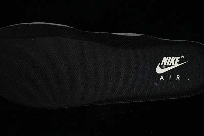 All categories Nk Air Force 1 Air Force series Nk Air Force 1 Low Air Force low-top Nike Air Force 1'07 Low black and white gray color Air Force 1 low-top casual sneakers KG6699-F28